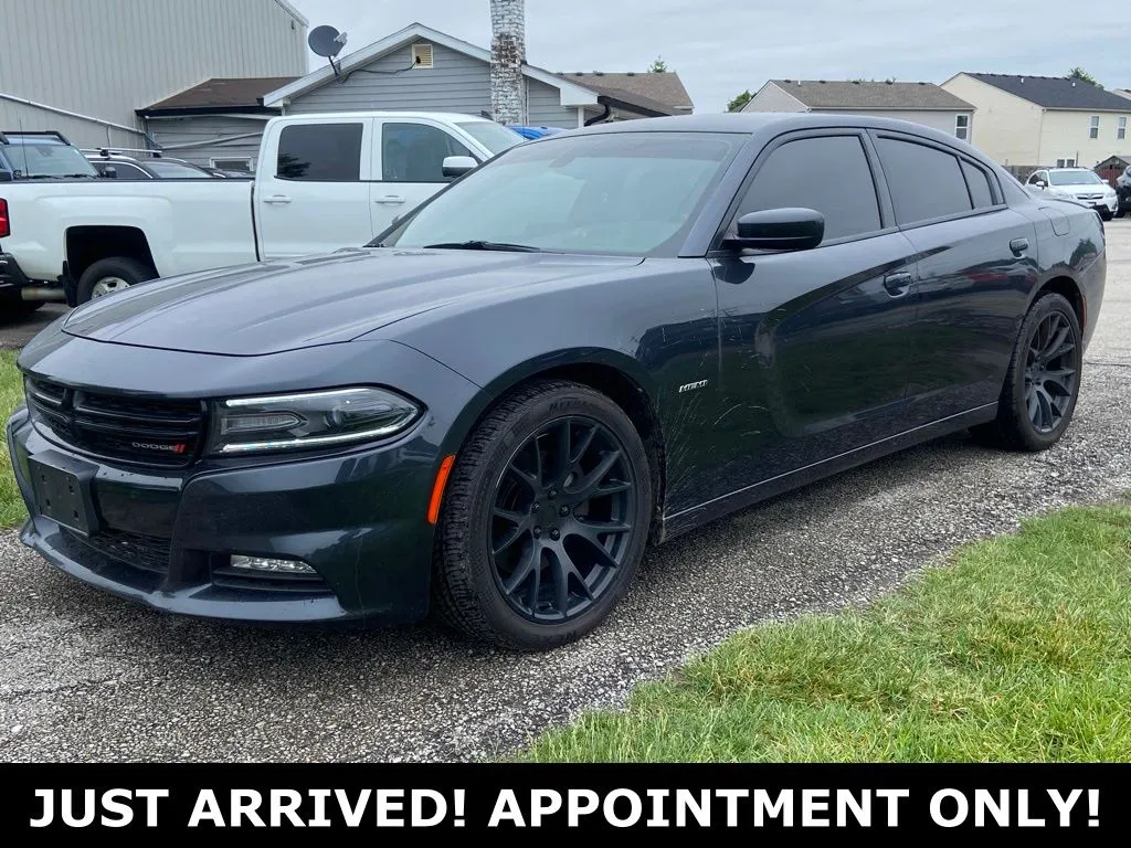 2018 Dodge Charger R/T's photo