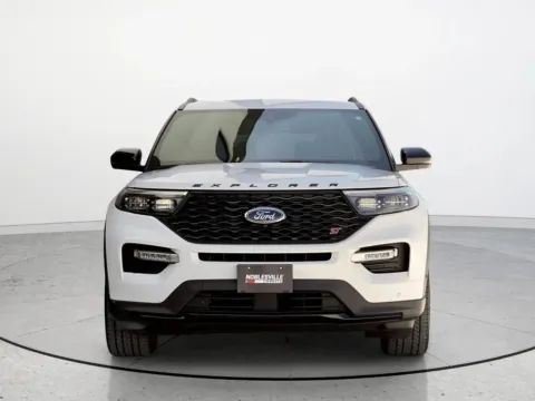 More photos of 2021 Ford Explorer ST at Noblesville Imports, IN