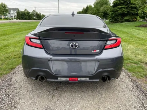 More photos of 2022 Toyota GR86 Premium at Noblesville Imports, IN