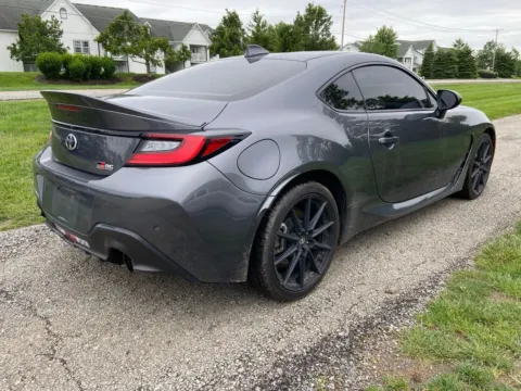 More photos of 2022 Toyota GR86 Premium at Noblesville Imports, IN