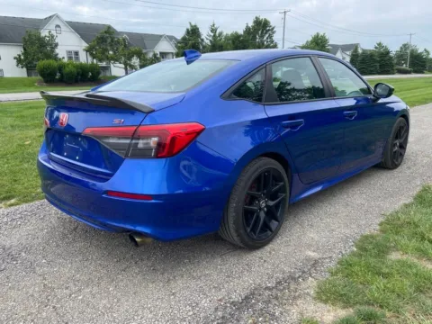More photos of 2023 Honda Civic Si at Noblesville Imports, IN