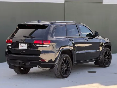 Photos of 2021 Jeep Grand Cherokee Laredo X for sale in Noblesville, IN at Noblesville Imports
