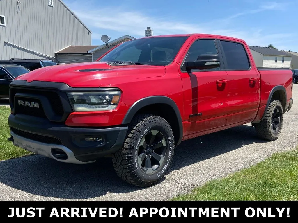 2019 RAM 1500 Rebel 4x4 Crew Cab 5'7's photo
