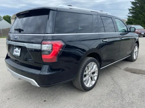 More photos of 2019 Ford Expedition Max Platinum at Noblesville Imports, IN