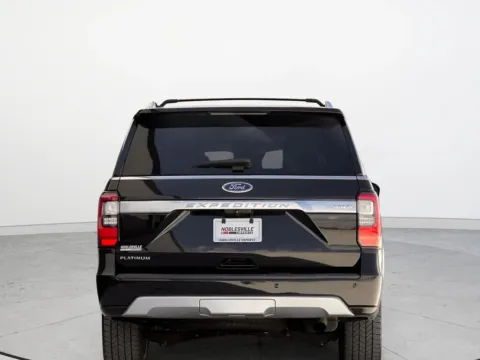 More photos of 2019 Ford Expedition Max Platinum at Noblesville Imports, IN