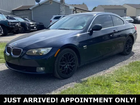 Blue 2010 BMW 3 Series 328i xDrive for sale in Noblesville, IN