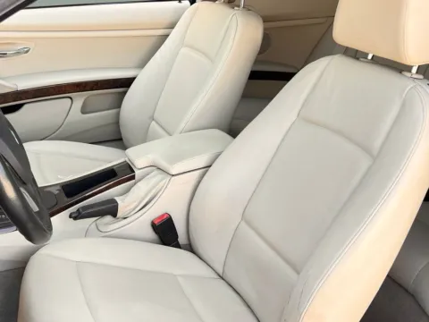 More photos of 2010 BMW 3 Series 328i xDrive at Noblesville Imports, IN