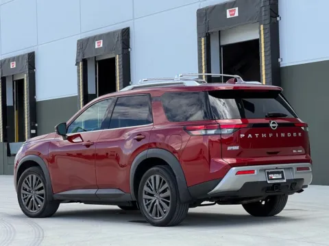 More photos of 2023 Nissan Pathfinder SL at Noblesville Imports, IN