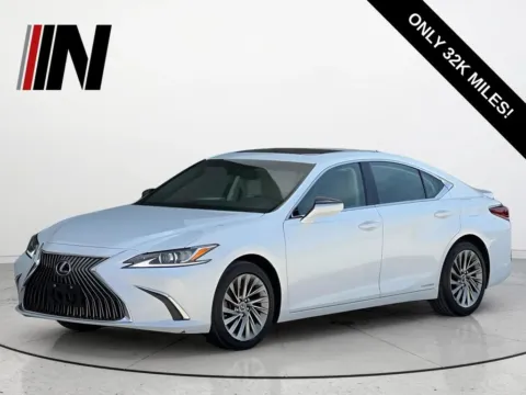 White 2021 Lexus ES 300h Luxury for sale in Noblesville, IN
