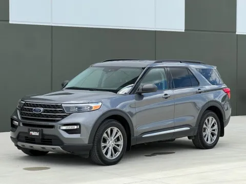 Gray 2022 Ford Explorer XLT for sale in Noblesville, IN