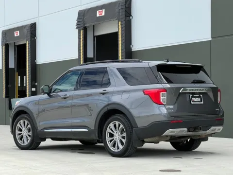 More photos of 2022 Ford Explorer XLT at Noblesville Imports, IN