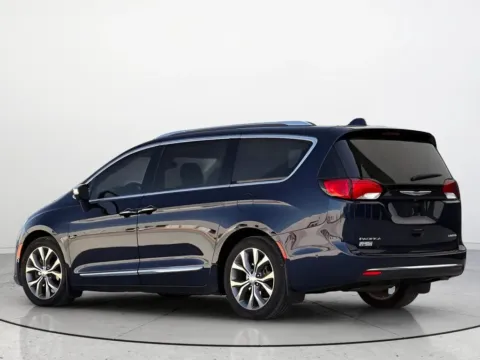 Another view of 2019 Chrysler Pacifica Limited for sale in Noblesville, IN at Noblesville Imports