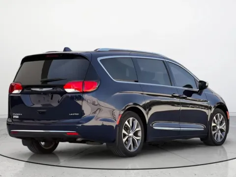 Photos of 2019 Chrysler Pacifica Limited for sale in Noblesville, IN at Noblesville Imports