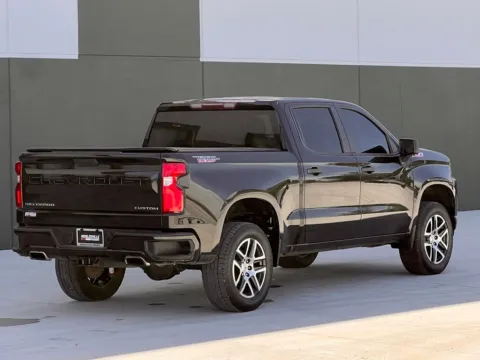 Photos of 2020 Chevrolet Silverado 1500 Custom Trail Boss for sale in Noblesville, IN at Noblesville Imports