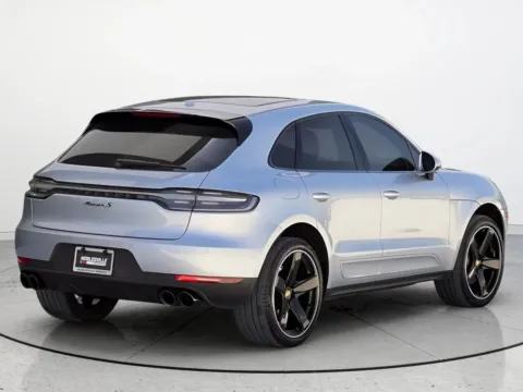 Photos of 2020 Porsche Macan S for sale in Noblesville, IN at Noblesville Imports