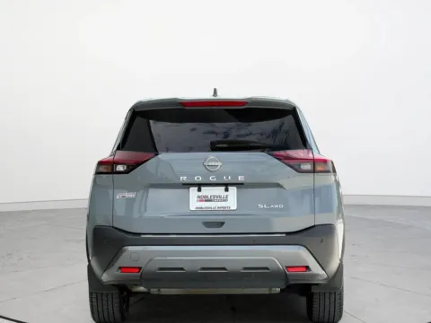 More photos of 2023 Nissan Rogue SL at Noblesville Imports, IN