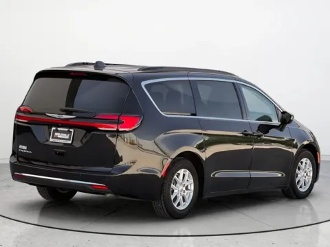 Photos of 2022 Chrysler Pacifica Touring L for sale in Noblesville, IN at Noblesville Imports