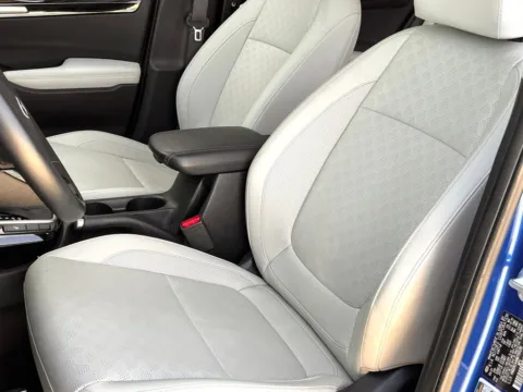 More photos of 2021 Kia Seltos EX at Noblesville Imports, IN