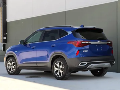More photos of 2021 Kia Seltos EX at Noblesville Imports, IN