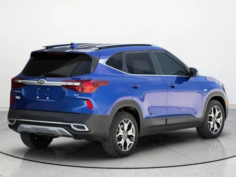 Photos of 2021 Kia Seltos EX for sale in Noblesville, IN at Noblesville Imports