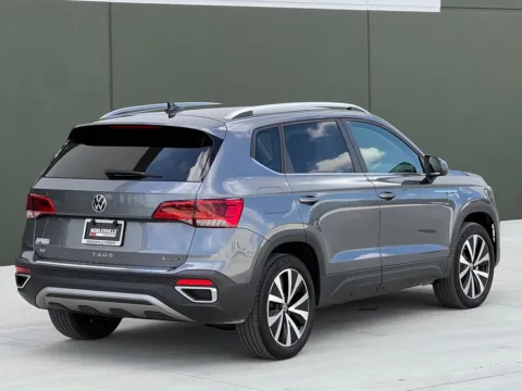 Photos of 2022 Volkswagen Taos 1.5T SE for sale in Noblesville, IN at Noblesville Imports