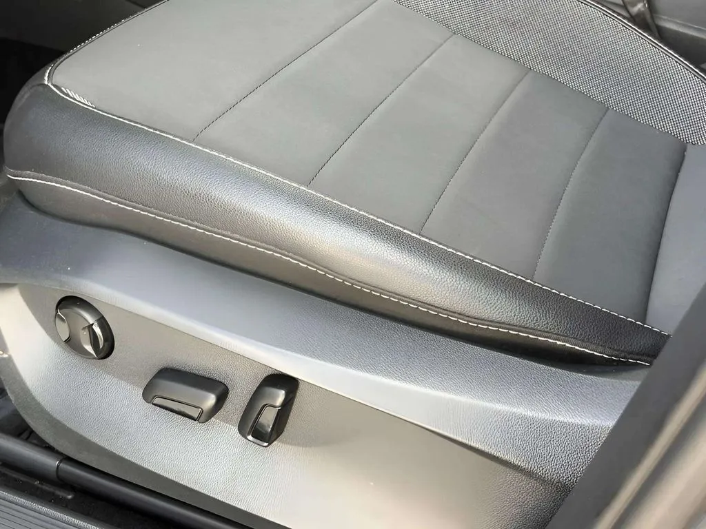 2022 Volkswagen Taos SE - Photo 25
