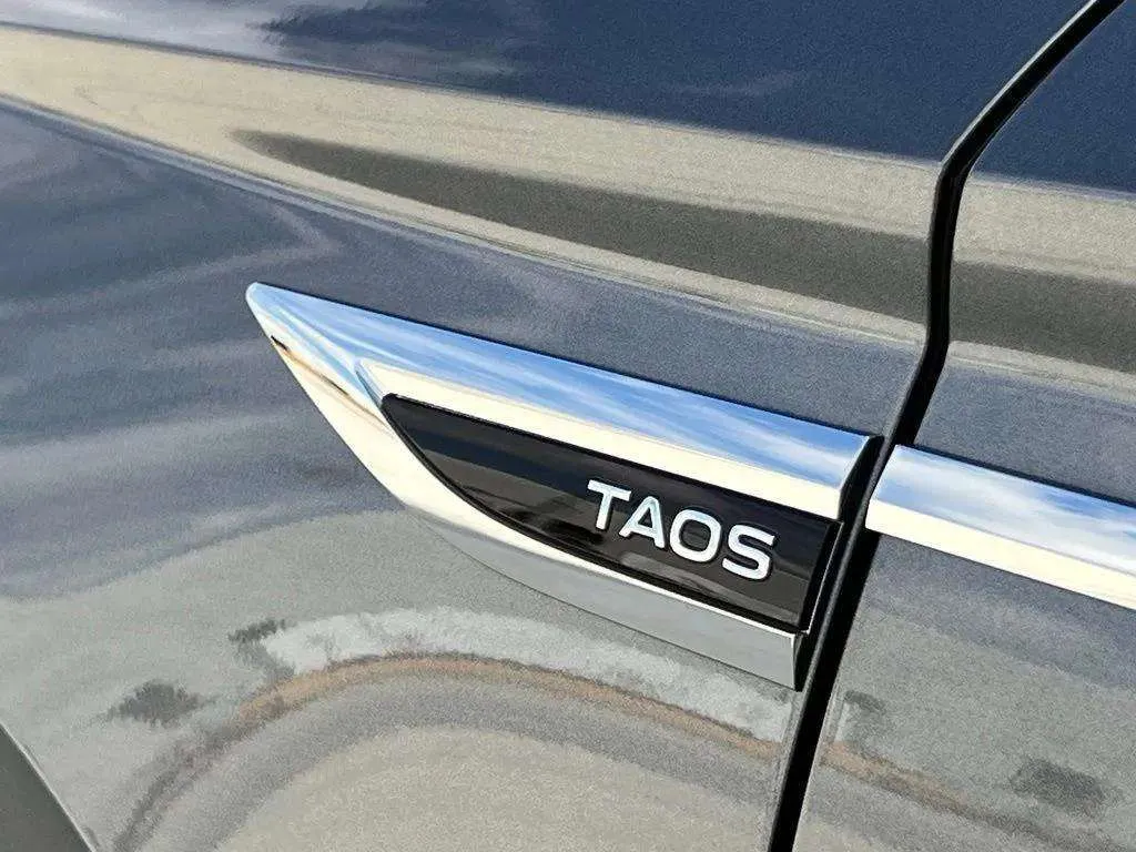 2022 Volkswagen Taos SE - Photo 34