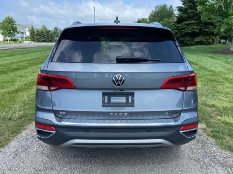 More photos of 2022 Volkswagen Taos 1.5T SE at Noblesville Imports, IN