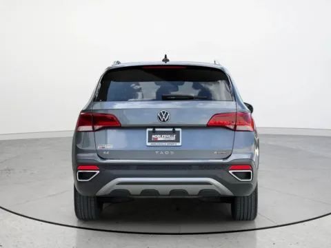 More photos of 2022 Volkswagen Taos 1.5T SE at Noblesville Imports, IN