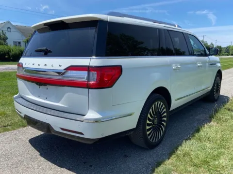 More photos of 2020 Lincoln Navigator L Black Label at Noblesville Imports, IN
