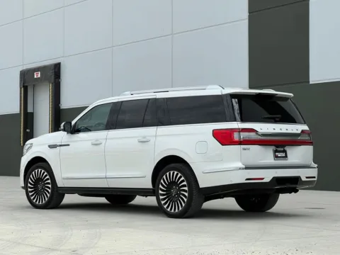 More photos of 2020 Lincoln Navigator L Black Label at Noblesville Imports, IN