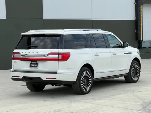 Photos of 2020 Lincoln Navigator L Black Label for sale in Noblesville, IN at Noblesville Imports