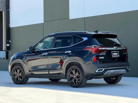 More photos of 2021 Kia Seltos SX at Noblesville Imports, IN