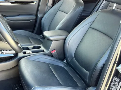More photos of 2021 Kia Seltos SX at Noblesville Imports, IN