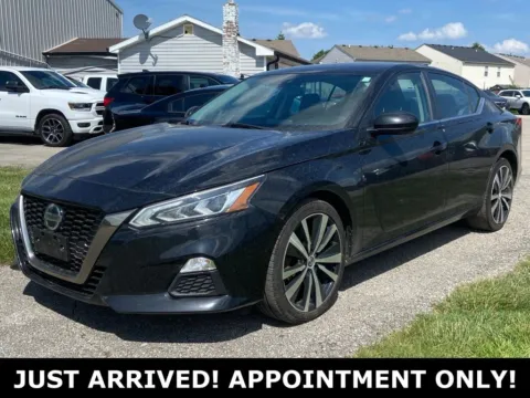 Black 2020 Nissan Altima 2.5 SR for sale in Noblesville, IN