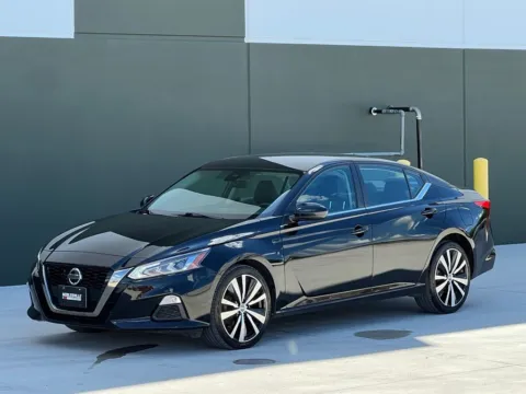 Black 2020 Nissan Altima 2.5 SR for sale in Noblesville, IN