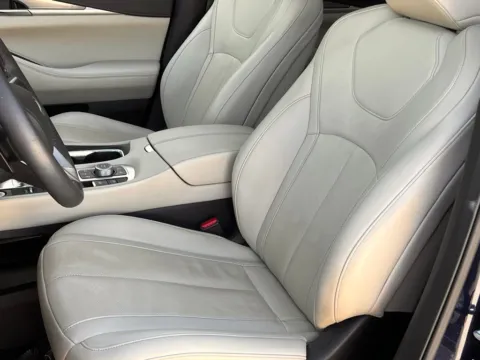 More photos of 2023 INFINITI QX60 LUXE at Noblesville Imports, IN