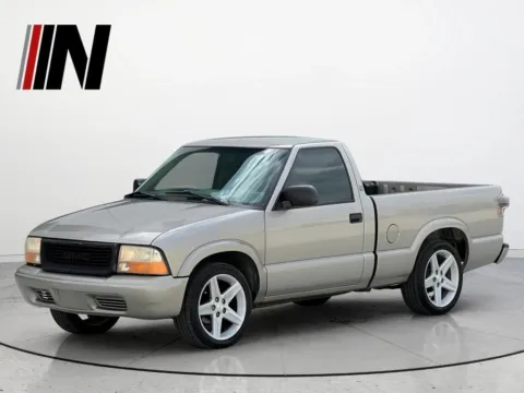 Gray 2003 GMC Sonoma SL for sale in Noblesville, IN