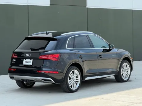 Photos of 2019 Audi Q5 2.0T Prestige for sale in Noblesville, IN at Noblesville Imports