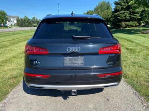 More photos of 2019 Audi Q5 2.0T Prestige at Noblesville Imports, IN