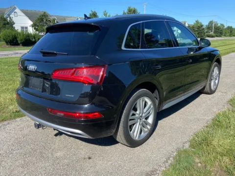 More photos of 2019 Audi Q5 2.0T Prestige at Noblesville Imports, IN
