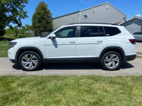Photos of 2021 Volkswagen Atlas 3.6L V6 SE w/Technology for sale in Noblesville, IN at Noblesville Imports