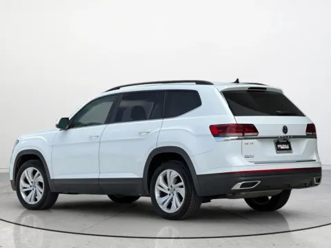 More photos of 2021 Volkswagen Atlas 3.6L V6 SE w/Technology at Noblesville Imports, IN