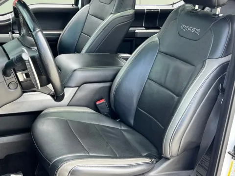 More photos of 2018 Ford F-150 Raptor at Noblesville Imports, IN