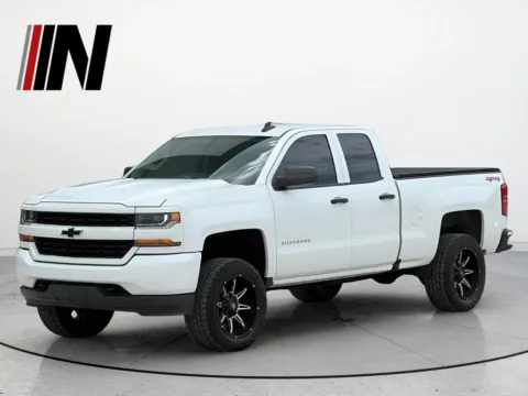 White 2018 Chevrolet Silverado 1500 Custom for sale in Noblesville, IN