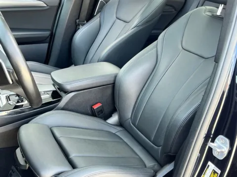 More photos of 2020 BMW X3 M40i at Noblesville Imports, IN