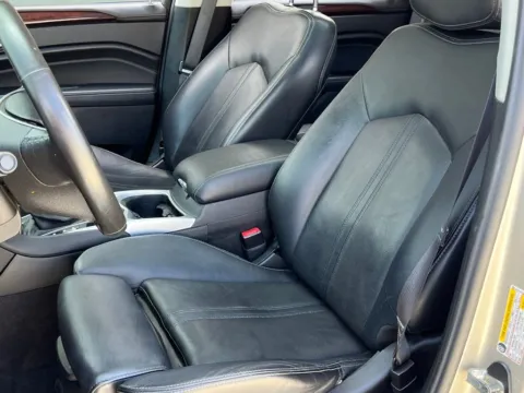 More photos of 2015 Cadillac SRX Luxury at Noblesville Imports, IN