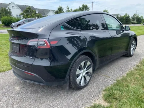 More photos of 2023 Tesla Model Y Long Range at Noblesville Imports, IN