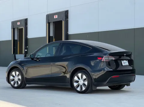 More photos of 2023 Tesla Model Y Long Range at Noblesville Imports, IN