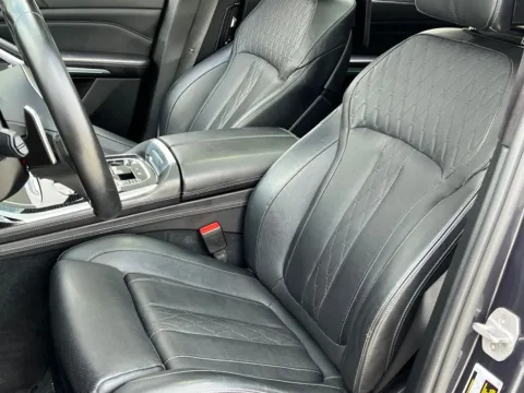 More photos of 2020 BMW X7 xDrive40i at Noblesville Imports, IN
